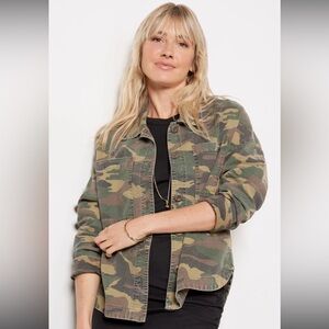 Sundry size 0 Camo Shacket